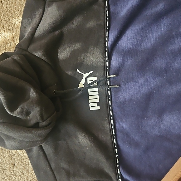 4 Sweatshirts Nike Puma Champion Bass Outdoor, Sz M - Picture 5 of 5